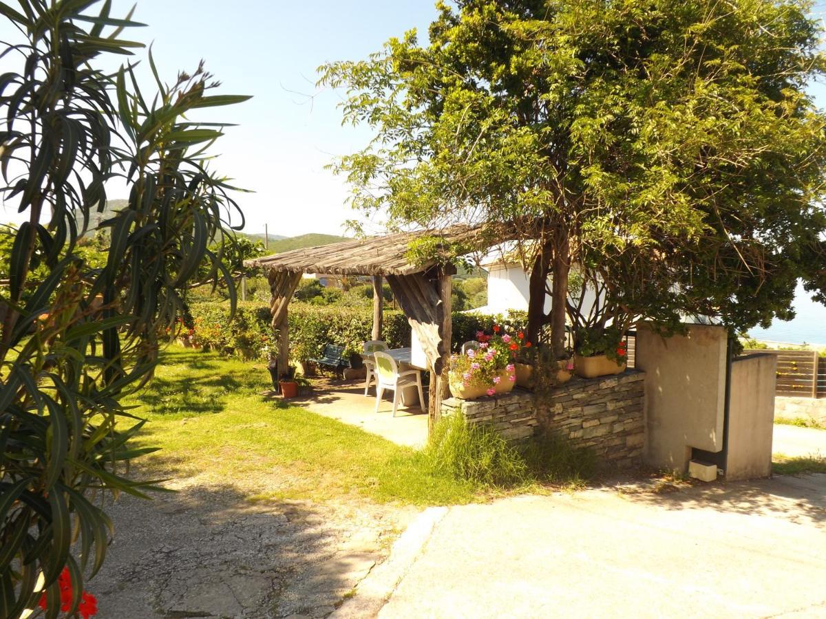Chambre D Hotes Chez Raymonde Et Sandrine Luri Exterior foto